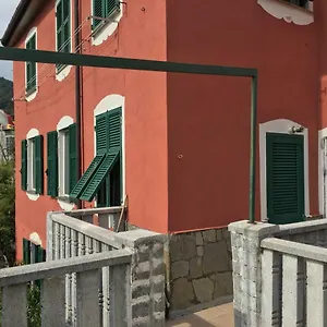 la-casa-di-zoe.hotelitalianriviera.com/